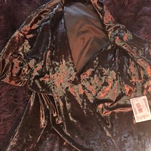 Medium Elegant Shirley